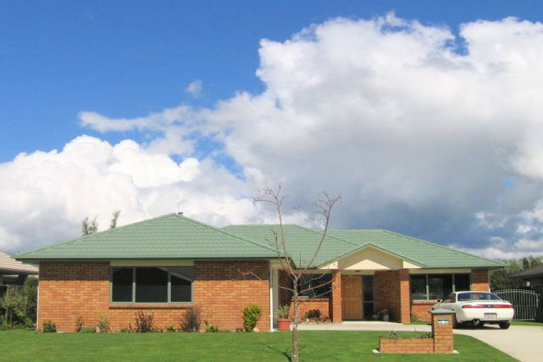 Photo of property in 5 Frame Place, Owhata, Rotorua, 3010