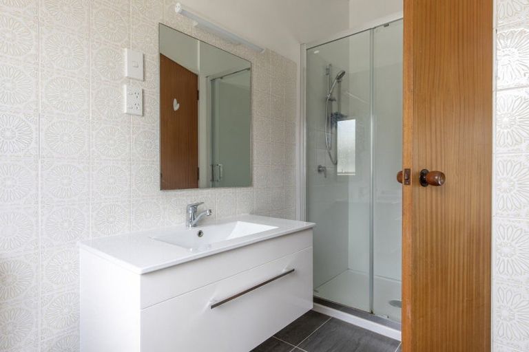 Photo of property in 381 Racecourse Road, Waipukurau, 4282