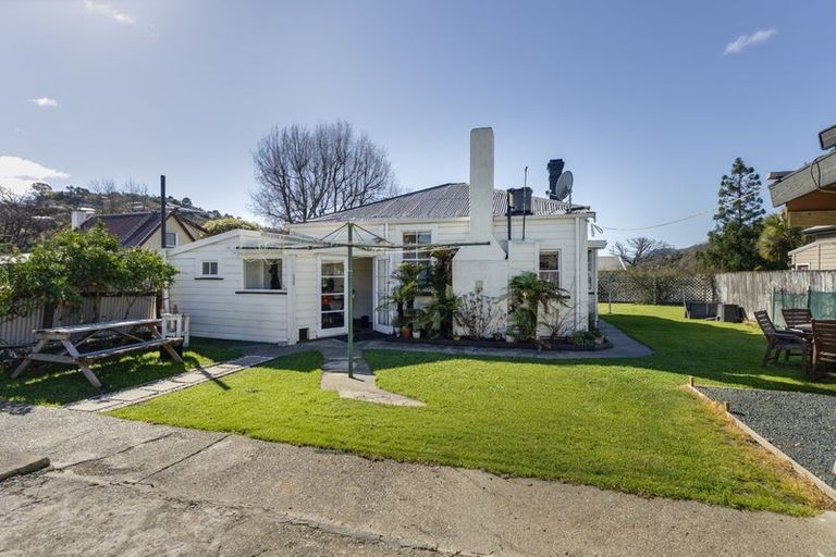 Photo of property in 162 Toi Toi Street, Nelson South, Nelson, 7010