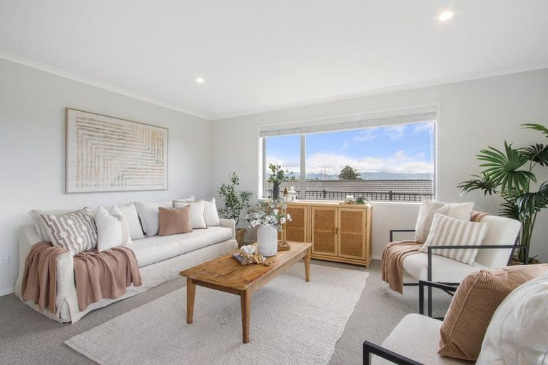 Photo of property in 17 Te Kaka Place, Omokoroa, 3114