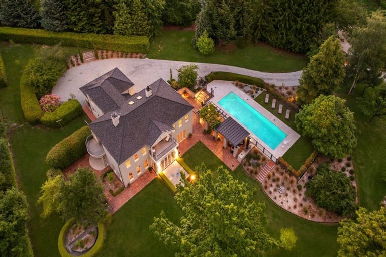 Photo of property in 140 Dalefield Road, Dalefield, Queenstown, 9371