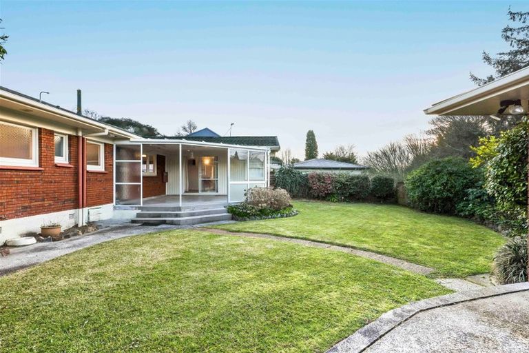 Photo of property in 4 Lynwood Place, Chedworth, Hamilton, 3210