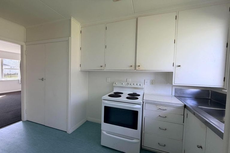 Photo of property in 138 Reynolds Street, Taita, Lower Hutt, 5011