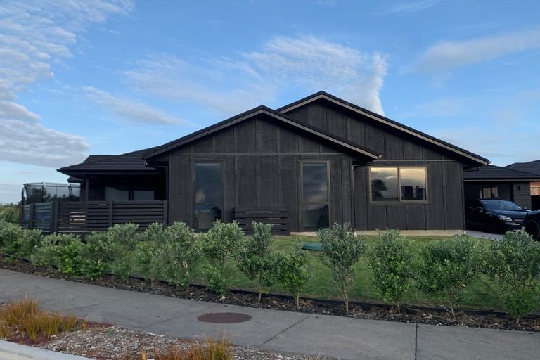 Photo of property in 33 Te Paea Avenue, Karaka, 2124