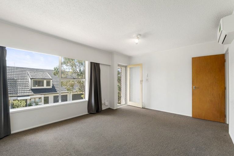 Photo of property in 3/3 Koromiko Street, New Lynn, Auckland, 0600