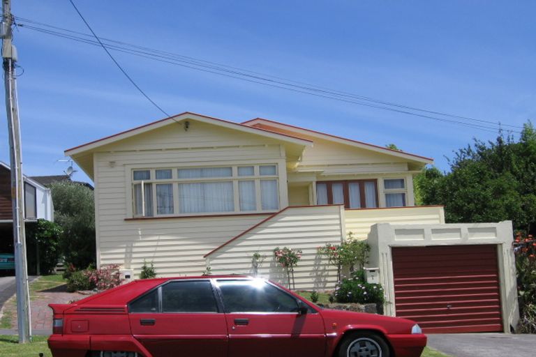 Photo of property in 7 Lloyd Avenue, Mount Albert, Auckland, 1025