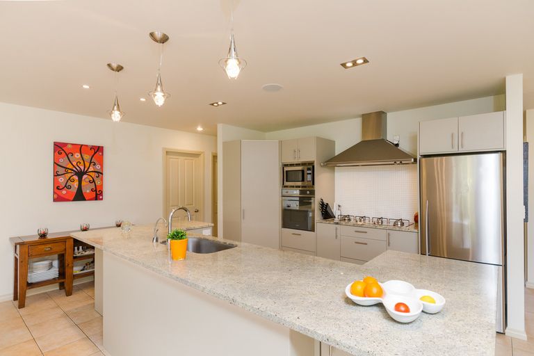 Photo of property in 32 Blue Marlin Drive, Kerikeri, 0230