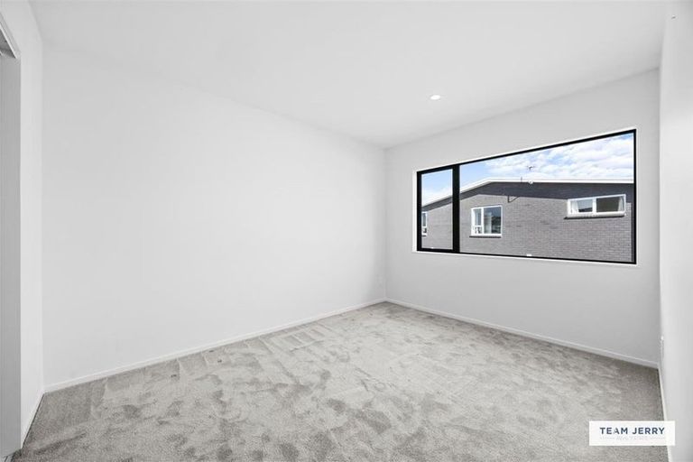 Photo of property in 339b Bucklands Beach Road, Bucklands Beach, Auckland, 2012