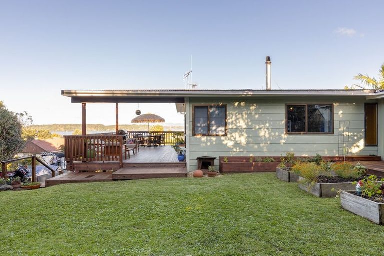 Photo of property in 26 Omokoroa Road, Omokoroa, 3114