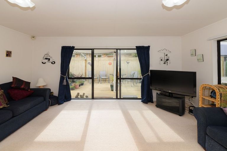 Photo of property in 122a Linton Street, West End, Palmerston North, 4410