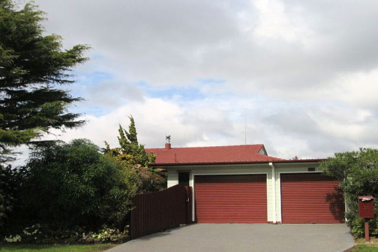 Photo of property in 25 Rewarewa Place, Matua, Tauranga, 3110
