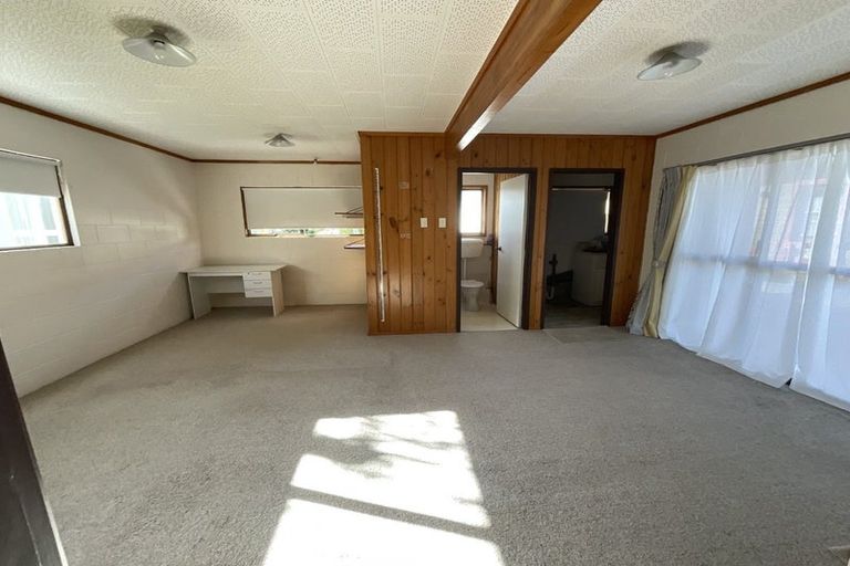 Photo of property in 75 Alton Avenue, Hillcrest, Auckland, 0627