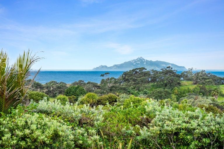 Photo of property in 6 Cullen Road, Waipu, 0582