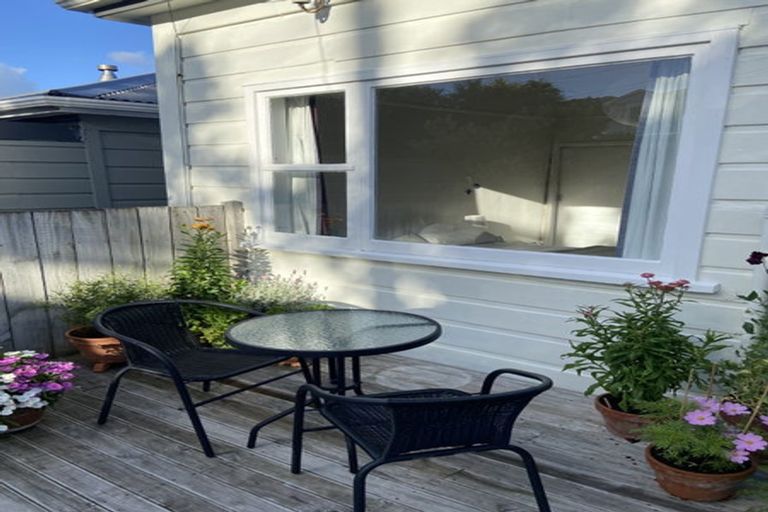 Photo of property in 13 Stanley Street, Berhampore, Wellington, 6023