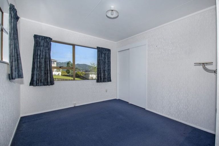 Photo of property in 10 El Viso Place, Te Kamo, Kamo, 0112