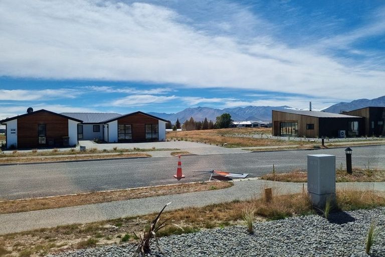 Photo of property in 2 Jimmys Lane, Lake Tekapo, 7999