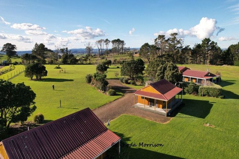 Photo of property in 986 Tinopai Road, Tinopai, Matakohe, 0593