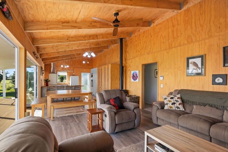 Photo of property in 103 Lake Ferry Road, Lake Ferry, Featherston, 5772