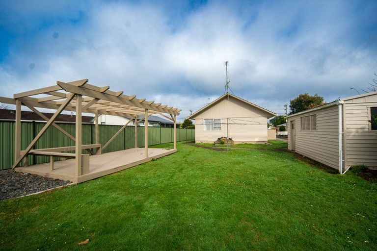 Photo of property in 140 Pukete Road, Pukete, Hamilton, 3200