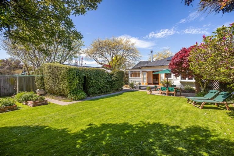 Photo of property in 21 Cardiff Avenue, Somerfield, Christchurch, 8024