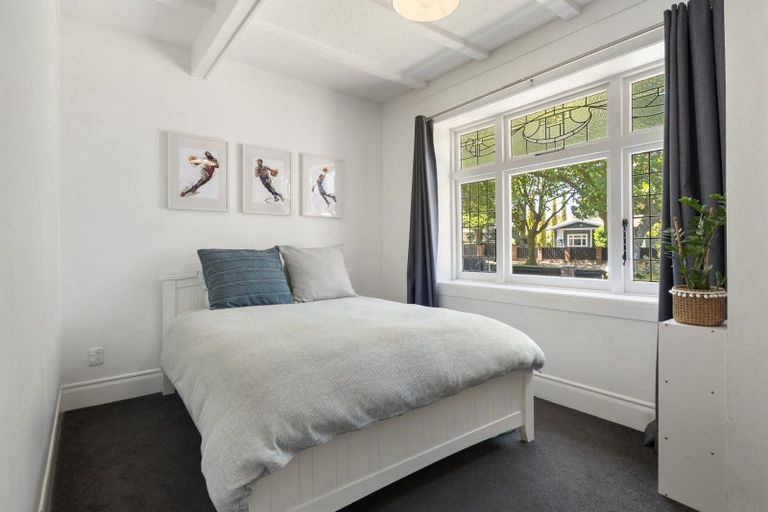 Photo of property in 27 Stanley Avenue, Palmerston North, 4414