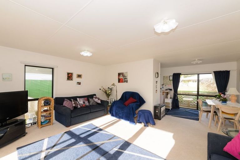 Photo of property in 122a Linton Street, West End, Palmerston North, 4410