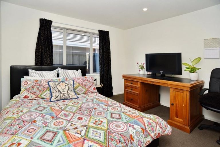 Photo of property in 4 Kawari Drive, Pegasus, 7612