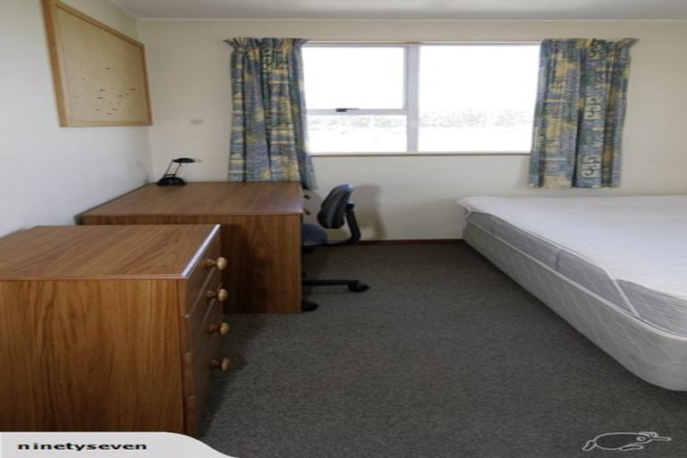 Photo of property in 90 Harbour Terrace, North Dunedin, Dunedin, 9016