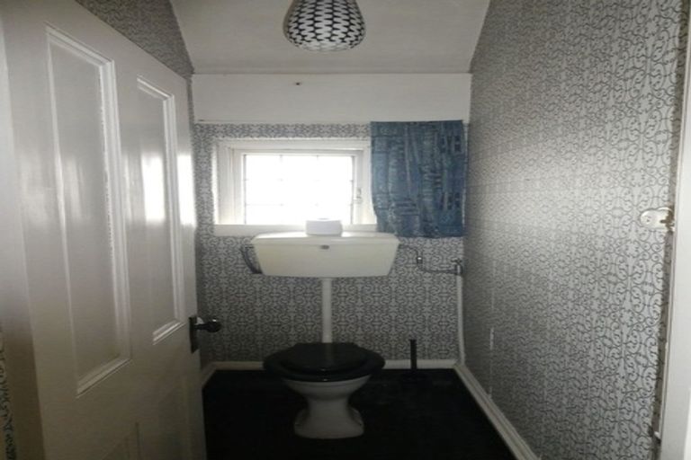 Photo of property in 25 The Terrace, Timaru, 7910