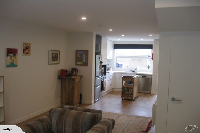 Photo of property in 11/8 Thatcher Crescent, Crofton Downs, Wellington, 6035