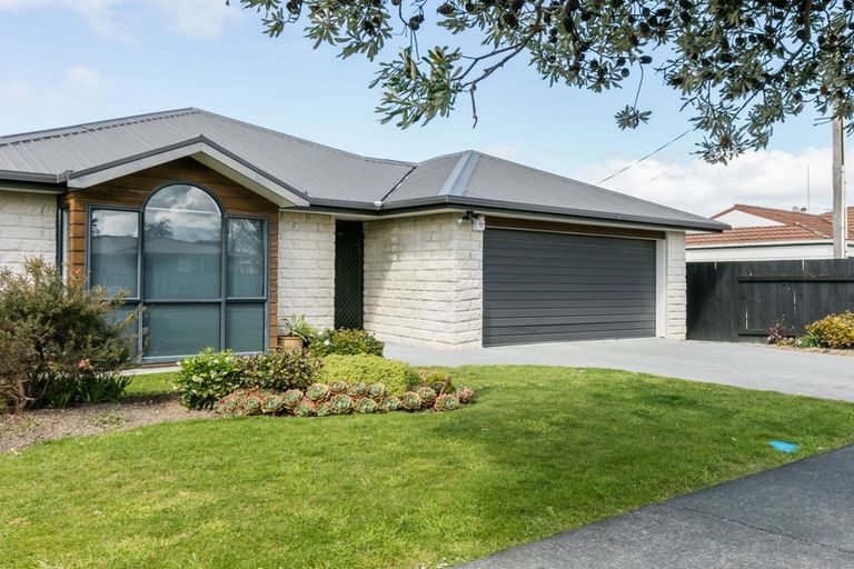 Photo of property in 134 College Road, Edgecumbe, 3120