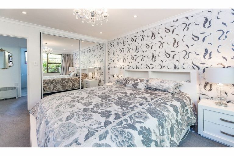 Photo of property in 1/439 Memorial Avenue, Burnside, Christchurch, 8053