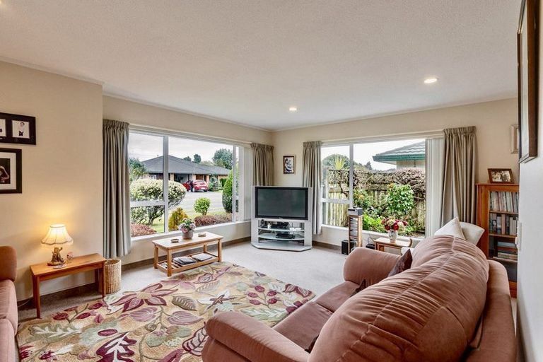 Photo of property in 4g Cedar Drive, Paraparaumu Beach, Paraparaumu, 5032