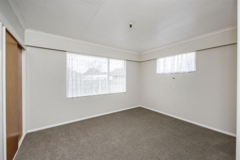 Photo of property in 35 Buick Crescent, Awapuni, Palmerston North, 4412