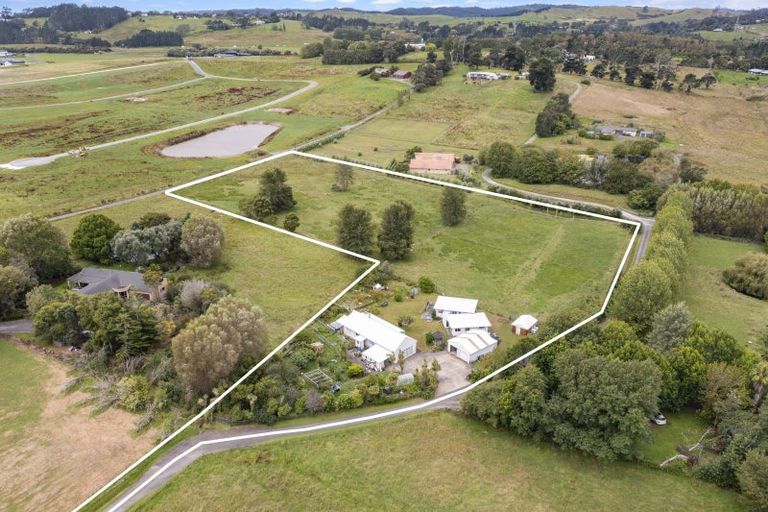 Photo of property in 220 Postman Road, Dairy Flat, Albany, 0794