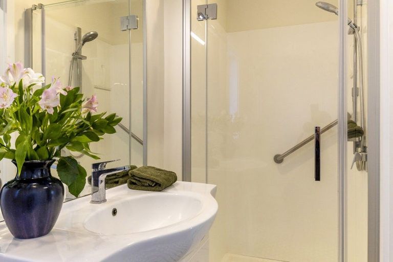 Photo of property in 24 Rainbow Drive, Rainbow Point, Taupo, 3330
