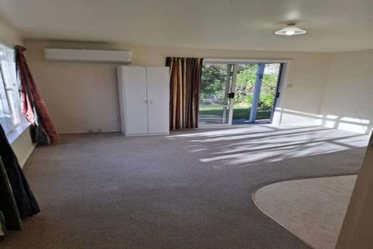 Photo of property in 6 Walker Avenue, Paremata, Porirua, 5026