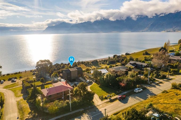 Photo of property in 216 Lakeview Terrace, Lake Hawea, Wanaka, 9382
