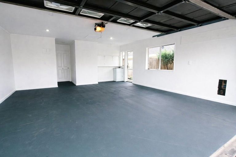 Photo of property in 52 Nicholas Road, Somerville, Auckland, 2014