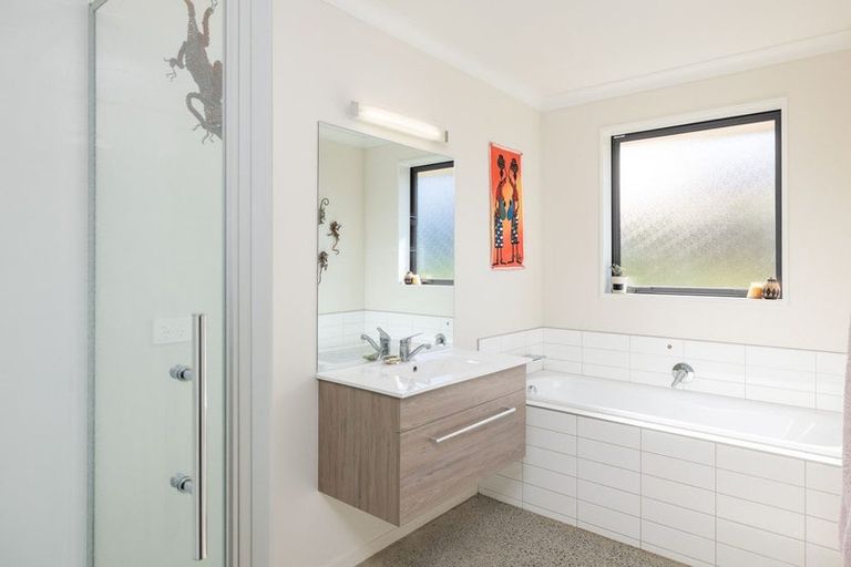 Photo of property in 12 Takutai Place, Diamond Harbour, Lyttelton, 8971