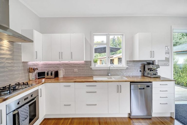 Photo of property in 19 Smartlea Street, Hoon Hay, Christchurch, 8025