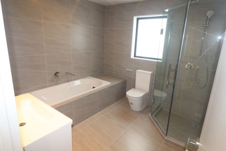 Photo of property in 8b Dorricott Avenue, Hobsonville, Auckland, 0616