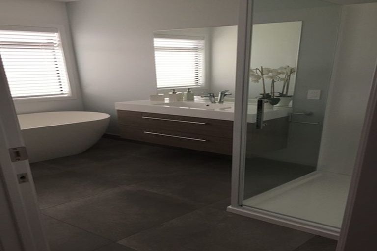 Photo of property in 11 Kotare Drive, Coastlands, Whakatane, 3120