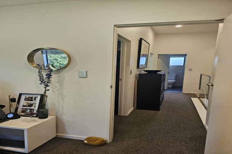 Photo of property in 19 Waru Lane, Te Atatu Peninsula, Auckland, 0610