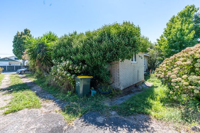 Photo of property in 16 Normandy Avenue, Melville, Hamilton, 3206