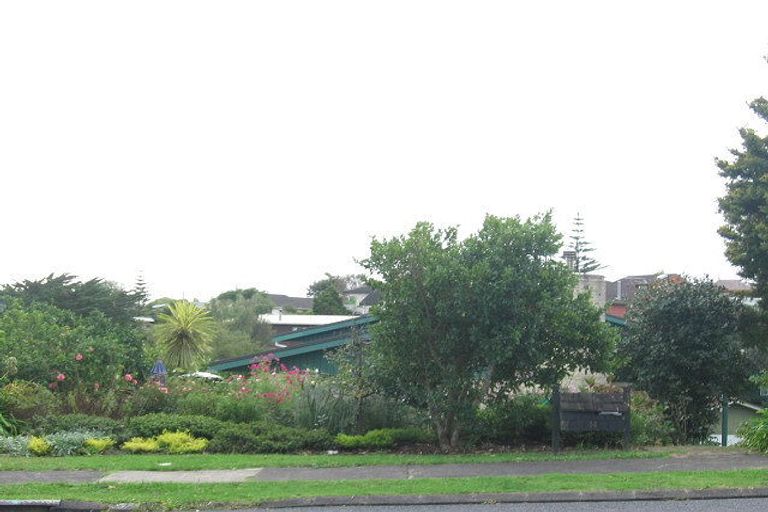 Photo of property in 14 Te Anau Place, Pakuranga Heights, Auckland, 2010