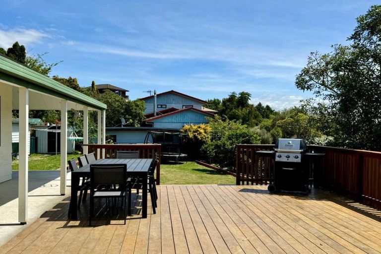 Photo of property in 44 Durham Drive, Havelock North, 4130