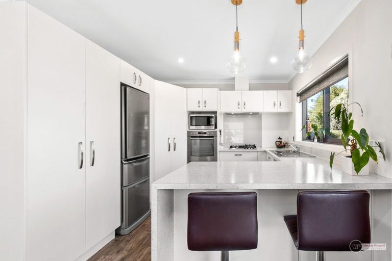 Photo of property in 3 Cataldo Mews, Avalon, Lower Hutt, 5011