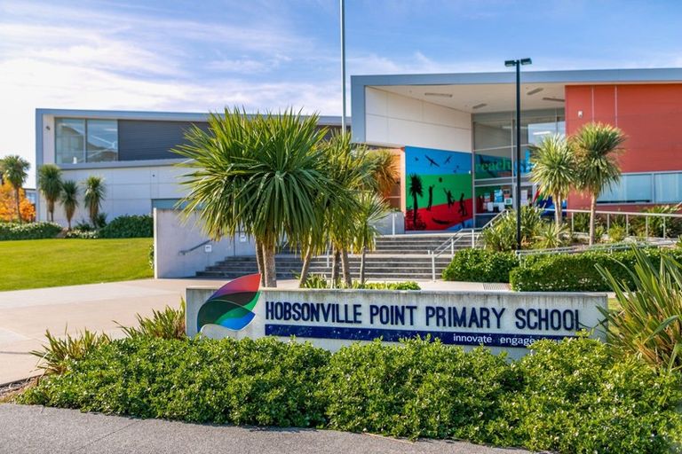 Photo of property in 176 Hobsonville Point Road, Hobsonville, Auckland, 0616