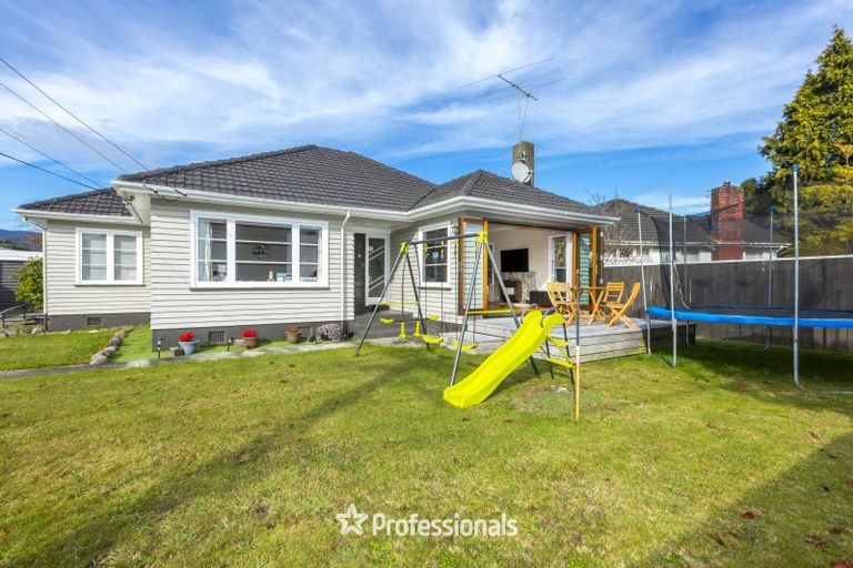 Photo of property in 36 Byron Street, Trentham, Upper Hutt, 5018